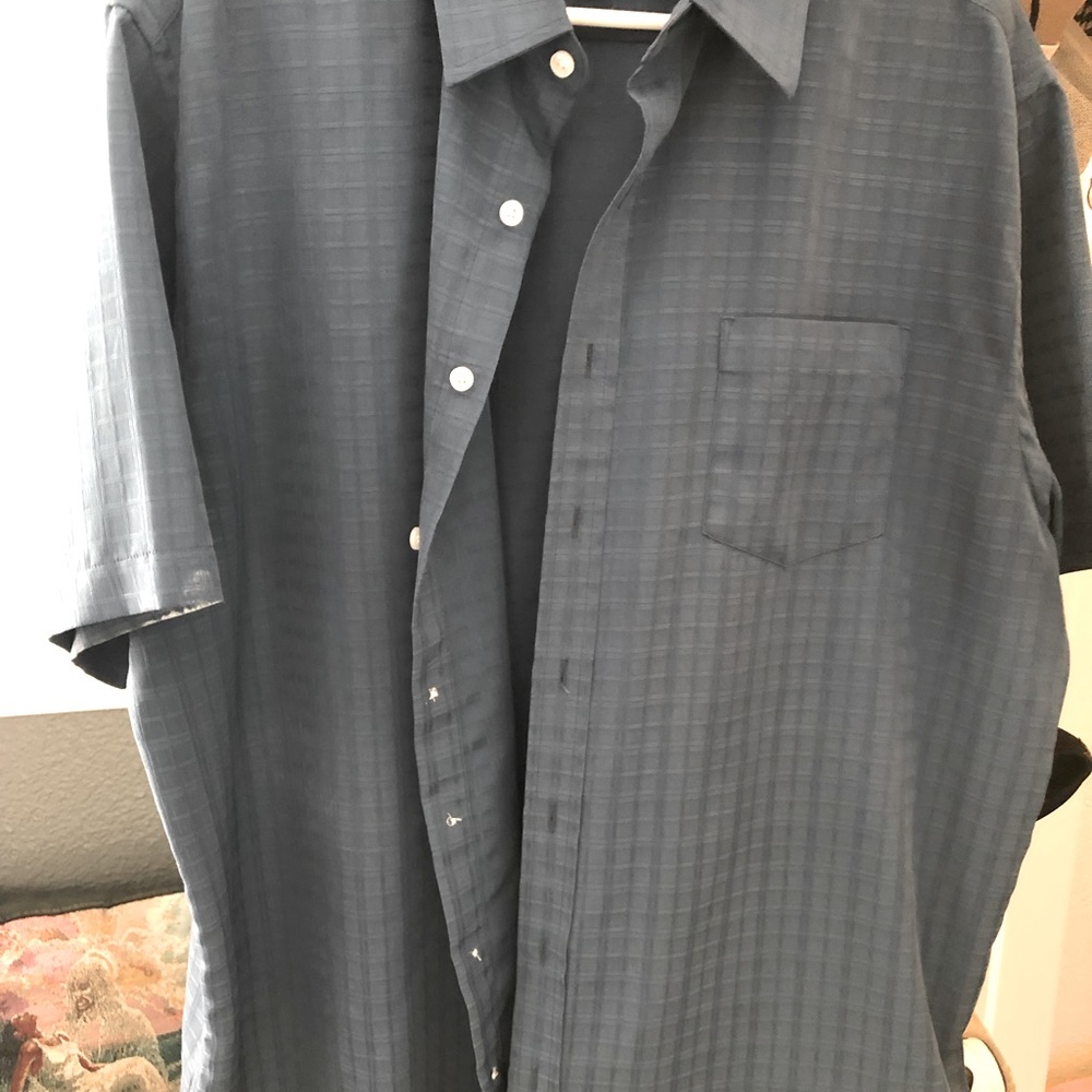 Gray shirt-sleeves shirt Size XL
